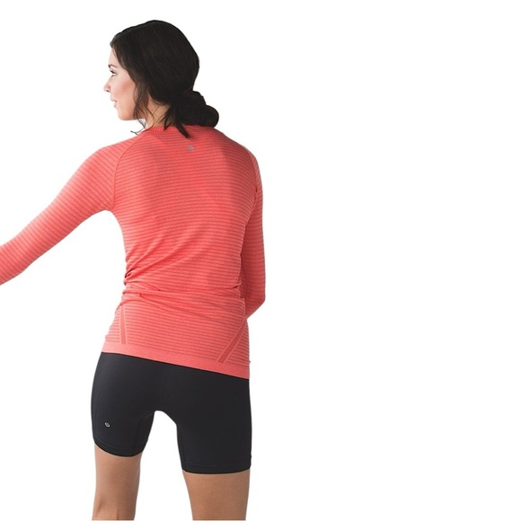 LULULEMON Swiftly Tech Long Sleeve Crew in Heathered Alarming - Picture 6 of 13